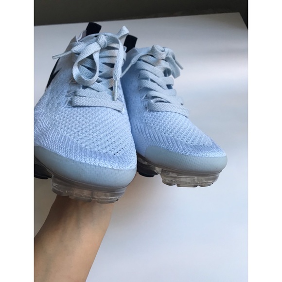Nike Wmns Air VaporMax Flyknit 2 “Aluminum” Size: US 7 EUR 38 - Picture 2 of 16